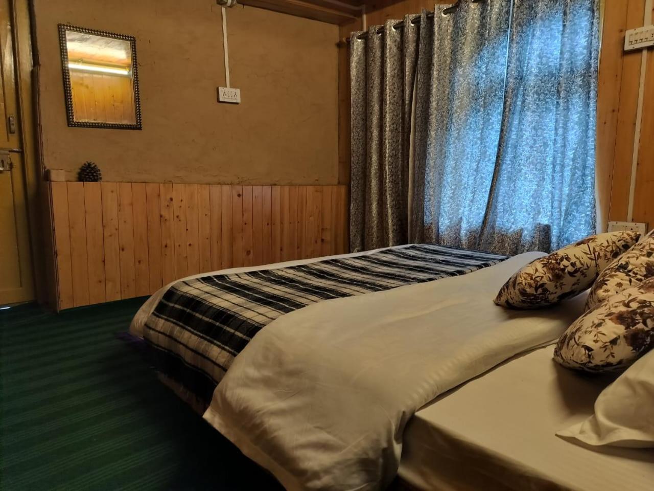 Homestay Old Is Gold Mudhouse Lushal