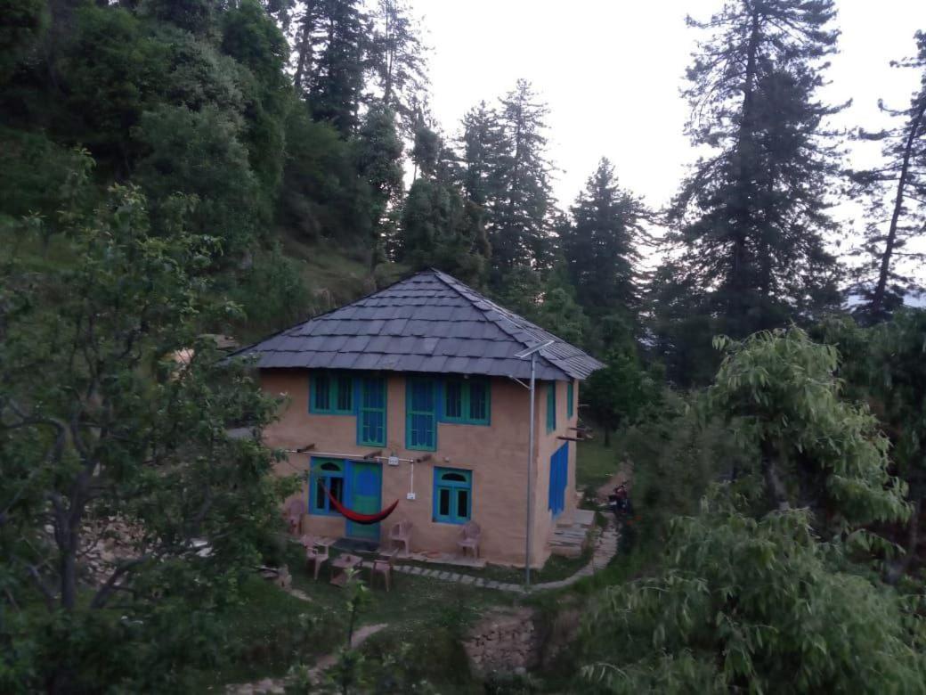 Homestay Old Is Gold Mudhouse Lushal Jibhi